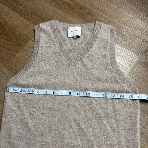 Reformation Reese Cashmere Tank sweater vest size XS foggy tan beige wool - Picture 9 of 12